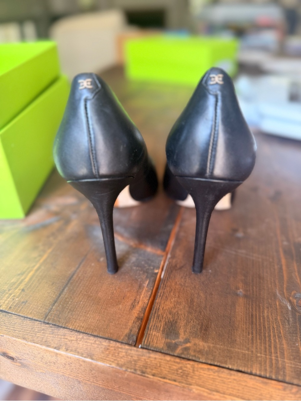 Sam Edelman Black Pointed-Toe Pumps - Picture 5 of 8